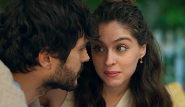 Yeni Bir Aşk Hikayesi ve Eski Rüyalar