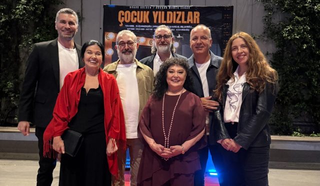 Sinem Ünsal Diziden Ayrılmıyor ve Sezon Planları