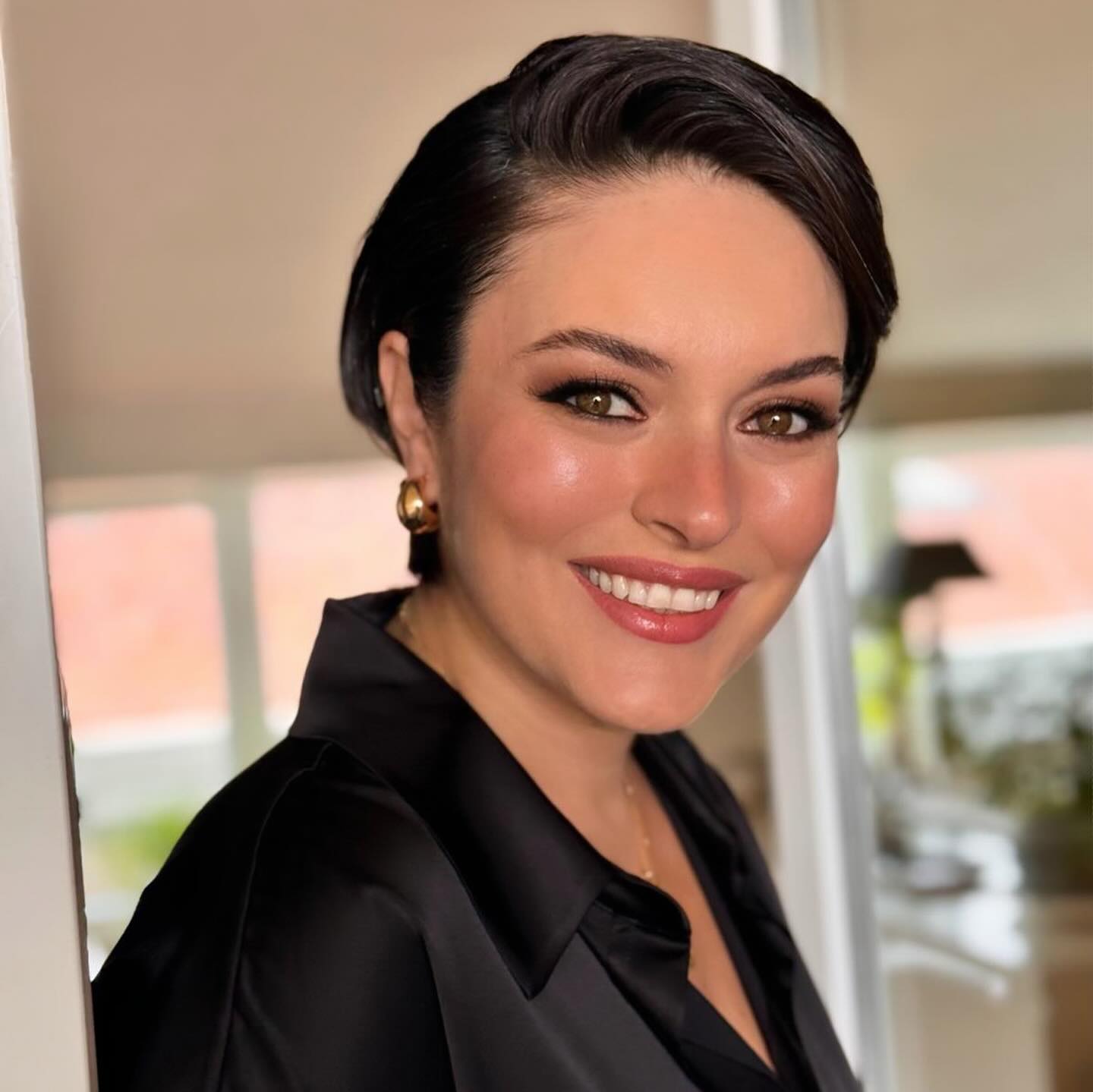 Yeni Dizi 'Yeni Bir Gün' için Ezgi Mola ile Görüşmeler Yapılıyor